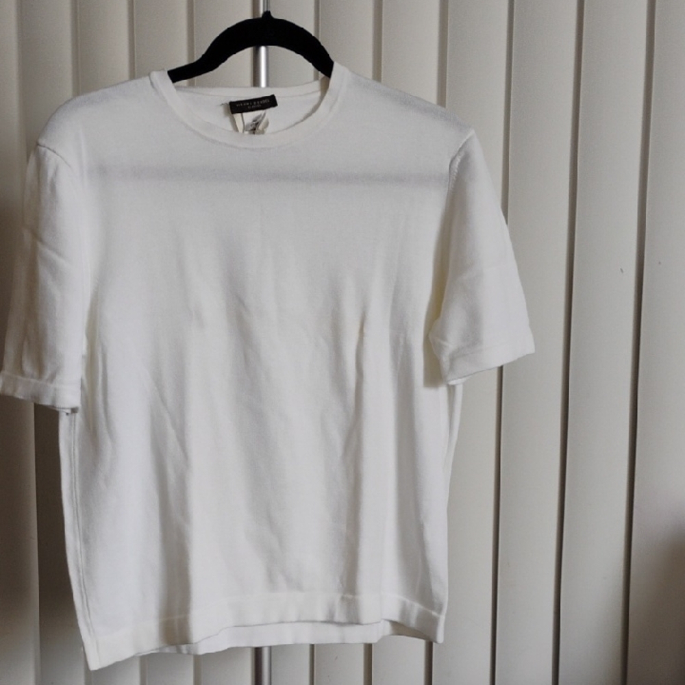 Henri Bendel Classic White Short Sleeve Sweater